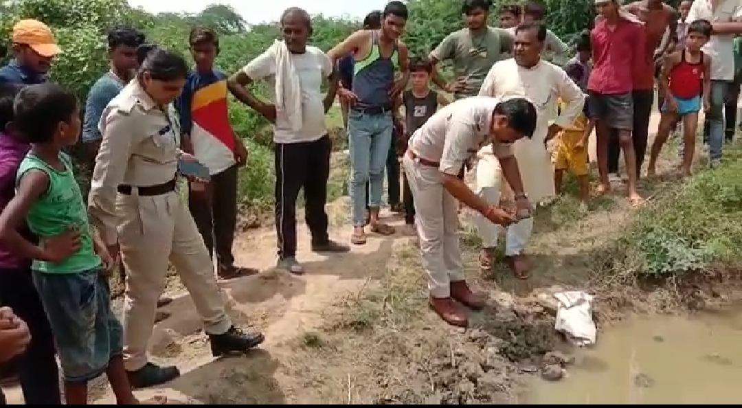 अटेर में इंसानियत को शर्मसार करने वाली घटना आई सामने। [पुलिस जाँच में जुटी]