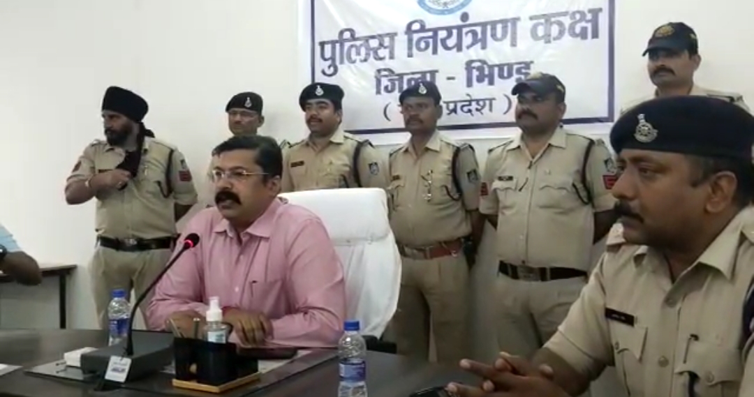 अंतरराज्यीय चोरों का भिंड पुलिस ने किया पर्दाफाश, हीमशरूका सहित दो चोरों को किया गिरफ्तार।