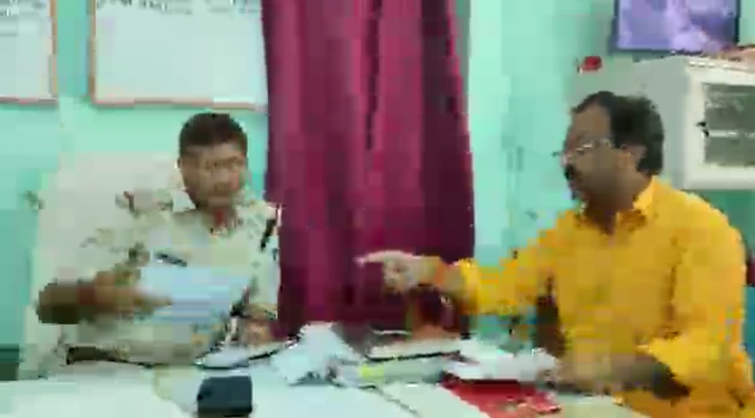 रेत खनन माफिया व रेत कंपनी मालिक  पर हो मुकद्दमा दर्ज, - डॉ रमेश दुबे
