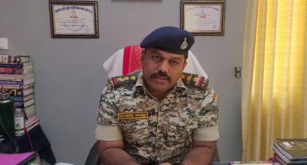 शादी का झांसा देकर लूट करने वाली महिला गिरफ्तार