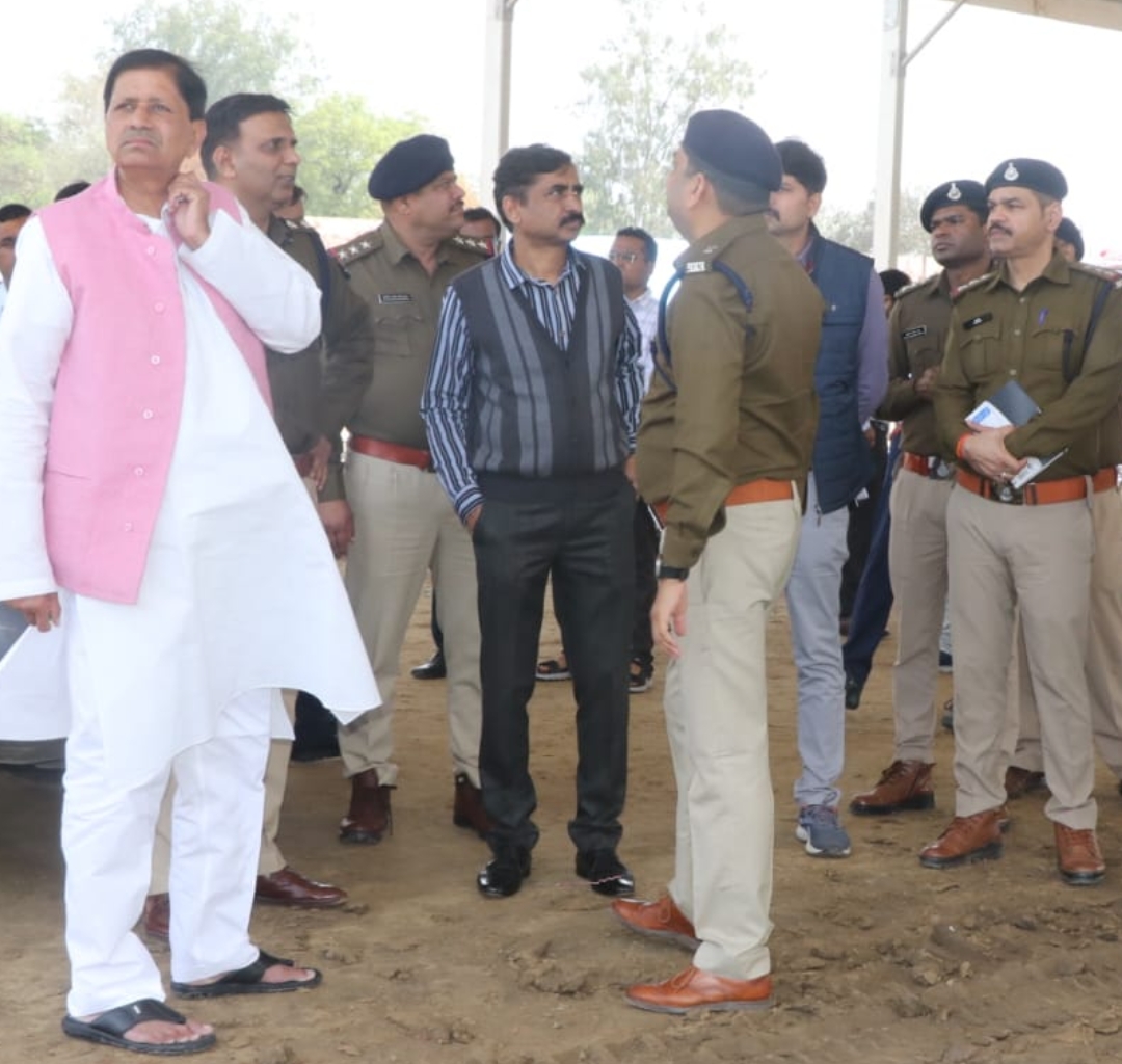 विधायक नरेंद्र सिंह ने मुख्यमंत्री के प्रस्तावित भ्रमण कार्यक्रम के लिए स्टेडियम का किया निरीक्षण