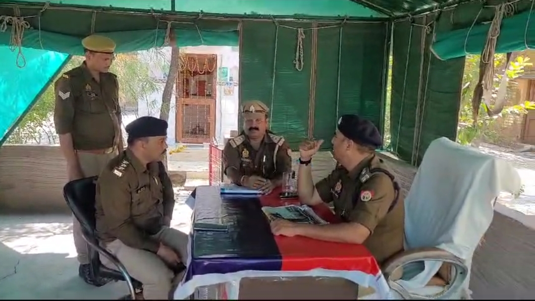 लोकसभा चुनाव को लेकर सरहदी थानों के साथ हुई बॉर्डर मीटिंग लोकसभा चुनाव को लेकर सरहदी थानों के साथ हुई बॉर्डर मीटिंग