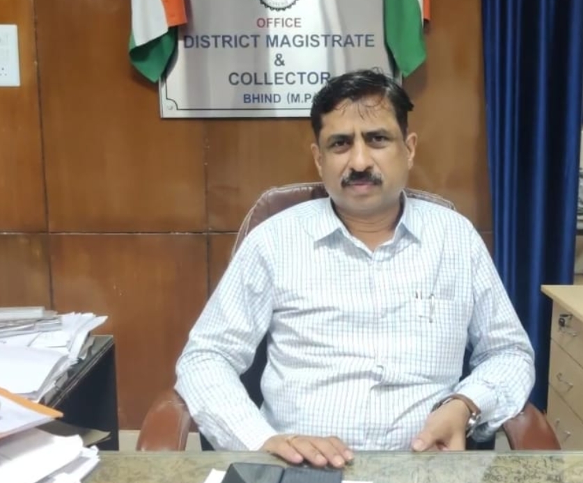 भिंड कलेक्टर की कार्यवाही से शिक्षा विभाग में हड़कंप