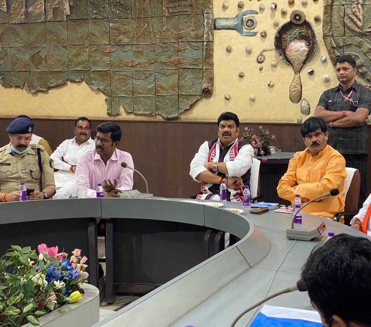 भिंड के प्रभारी मंत्री गोविंद सिंह राजपूत ने मालनपुर पहुंचकर  परिचय बैठक की

