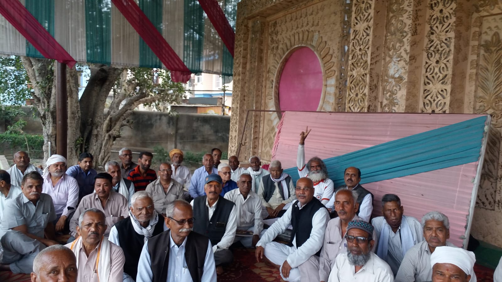 
भविष्य निधि कार्यालय ग्वालियर पर ईपीएस पेंशनरों का हल्ला बोल 7 मार्च को ।
