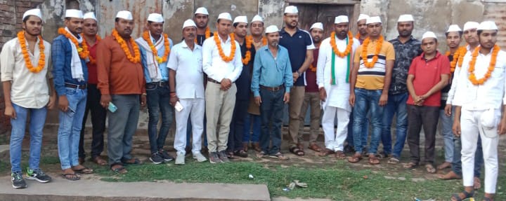 सेवादल जिला अध्यक्ष के नेतृत्व में 2 दर्जन से अधिक लोगों ने ली सेवादल की सदस्यता

