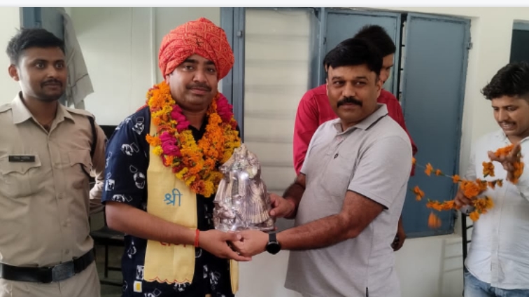 थाना उमरी में हुआ उप निरीक्षक विजय शिवहरे का विदाई समारोह
