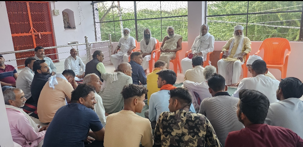 भिंड ग्वालियर हाइवे सिक्स लेन की मांग को लेकर धर्म सभा भिंड ग्वालियर हाइवे सिक्स लेन की मांग को लेकर धर्म सभा