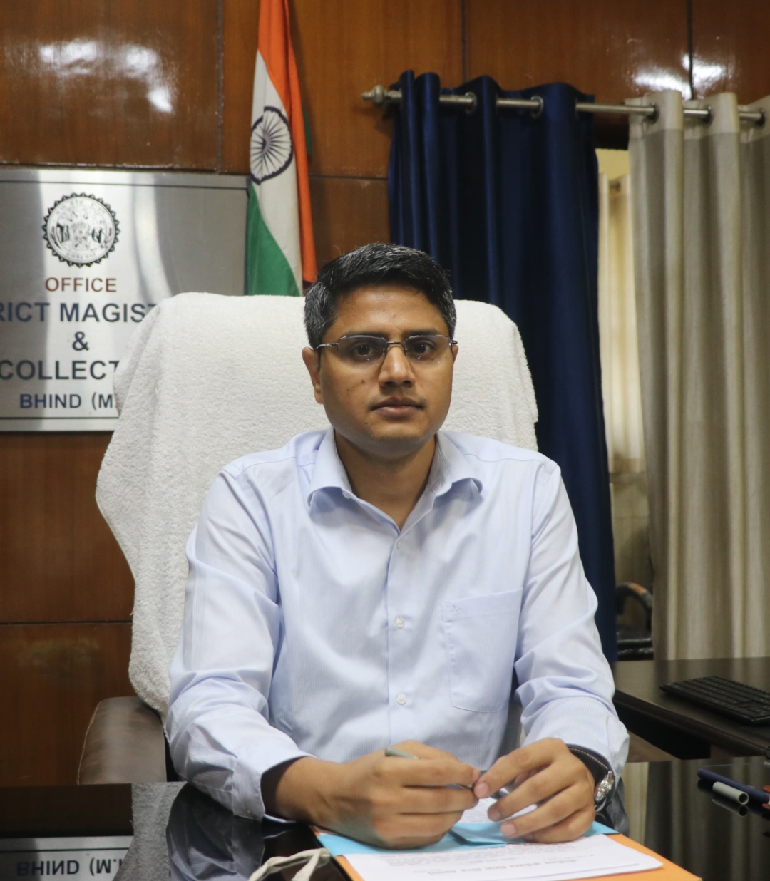 नवागत कलेक्टर आईएएस श्री किरोड़ी लाल मीना ने किया पदभार ग्रहण
नवागत कलेक्टर आईएएस श्री किरोड़ी लाल मीना ने किया पदभार ग्रहण